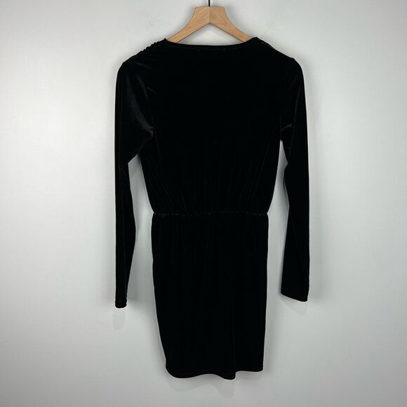 Missguided Black Velvet Deep V Neck Dress 6 NWT - Picture 6 of 6